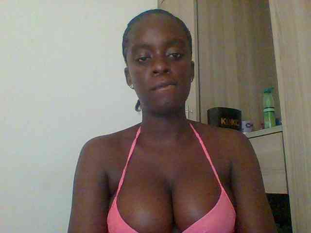 Chocolateaa webcam