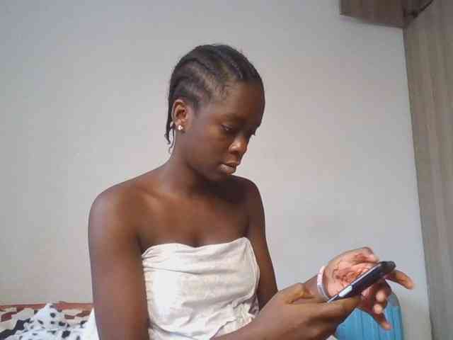 Chocolateaa webcam