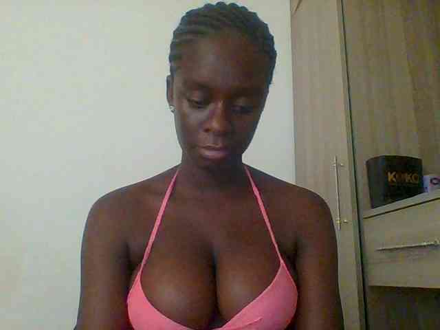 Chocolateaa webcam