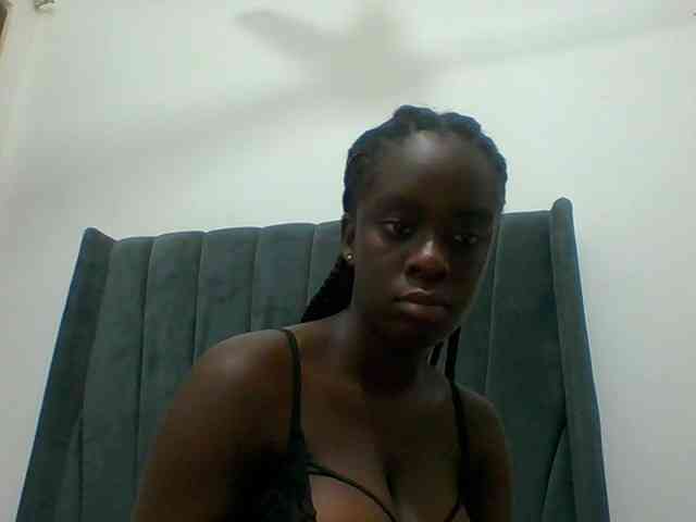 Chocolateaa webcam