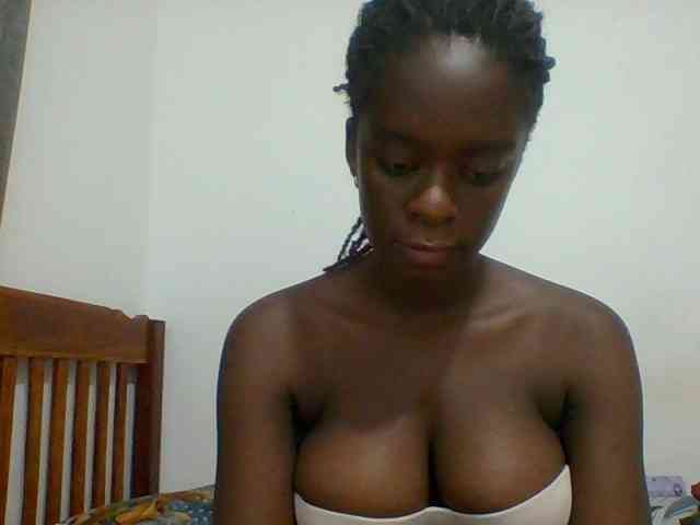 Chocolateaa webcam