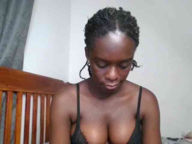 Chocolateaa webcam
