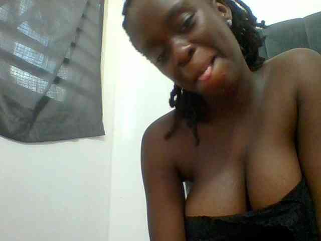 Chocolateaa webcam