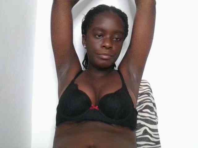 Chocolateaa webcam