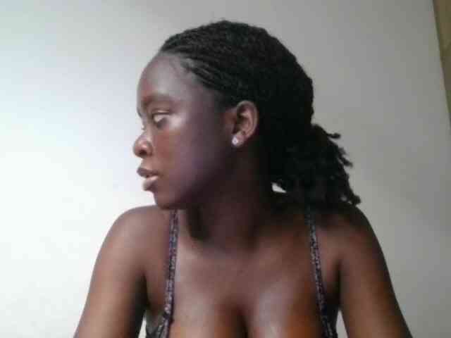 Chocolateaa webcam