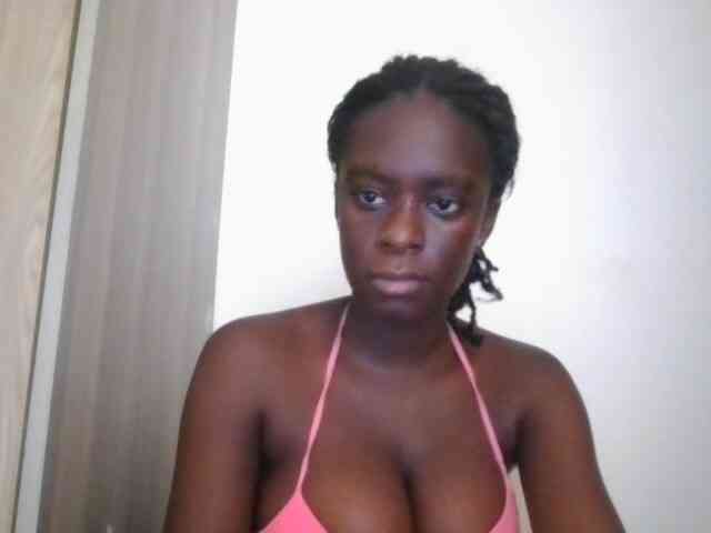 Chocolateaa webcam