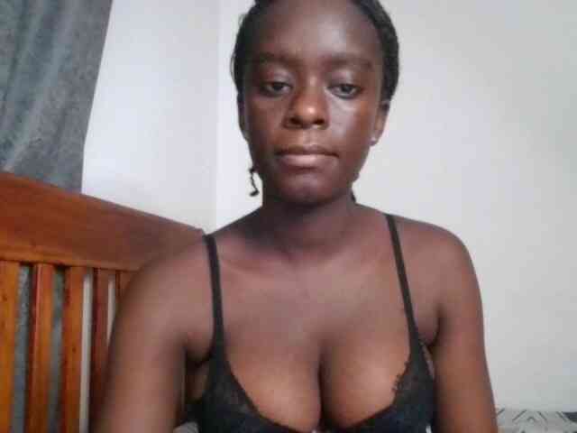 Chocolateaa webcam