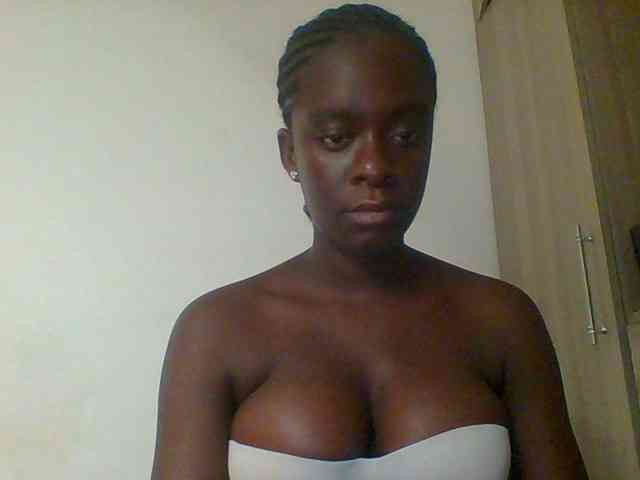 Chocolateaa webcam