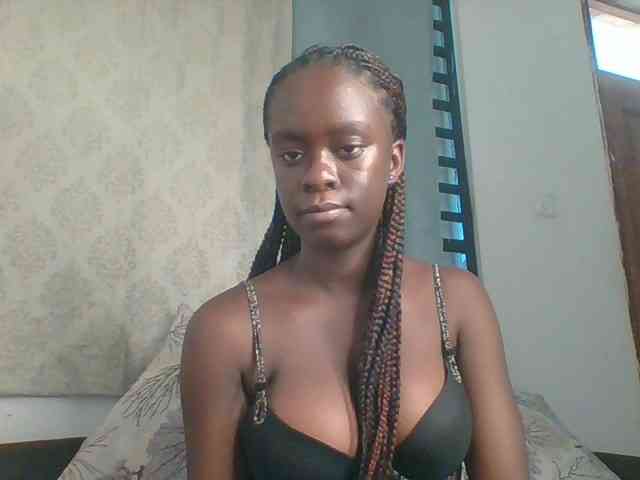 Chocolateaa Live Webcam on BongaCams
