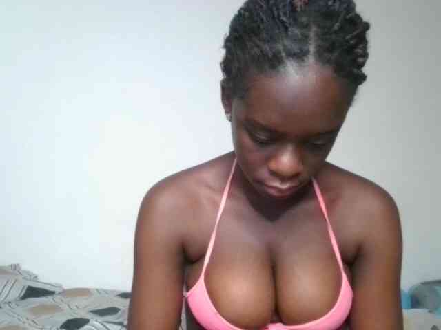 Chocolateaa webcam