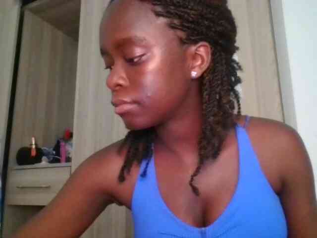 Chocolateaa webcam