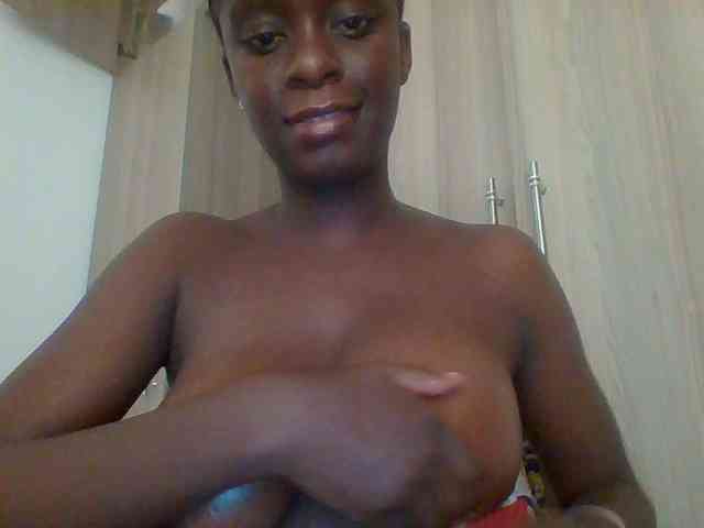 Chocolateaa webcam