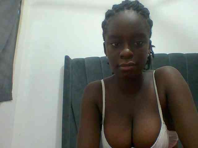 Chocolateaa webcam