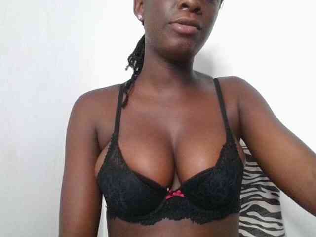 Chocolateaa webcam