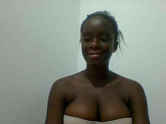 Chocolateaa webcam