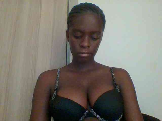 Chocolateaa webcam