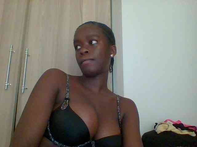 Chocolateaa webcam