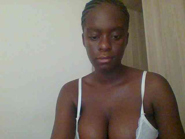 Chocolateaa webcam