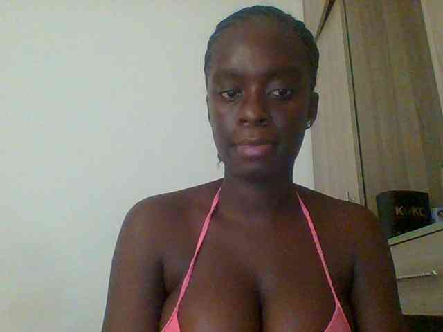 Chocolateaa webcam