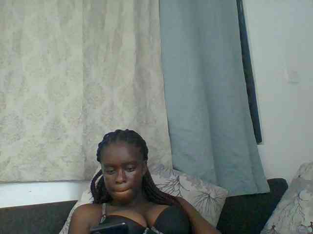 Chocolateaa webcam