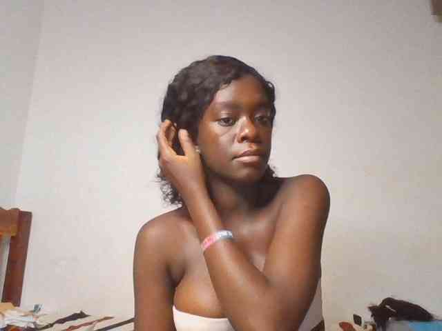 Model: Chocolateaa