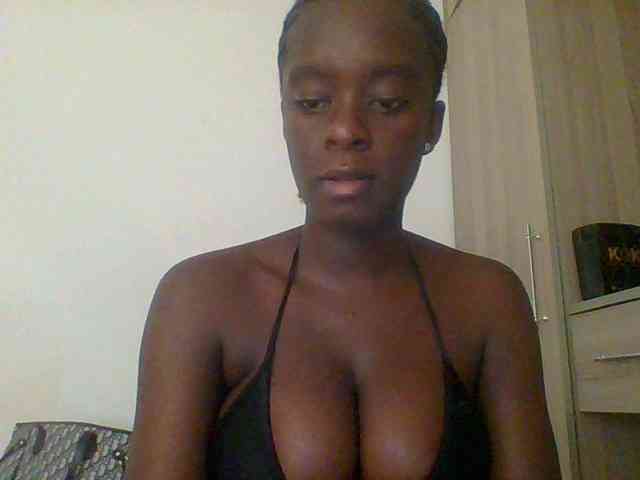 Chocolateaa webcam