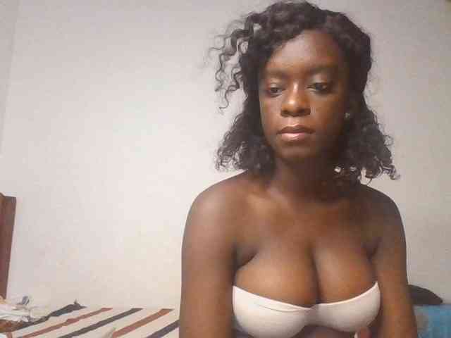 Chocolateaa webcam