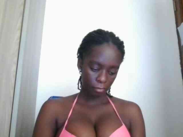 Chocolateaa webcam