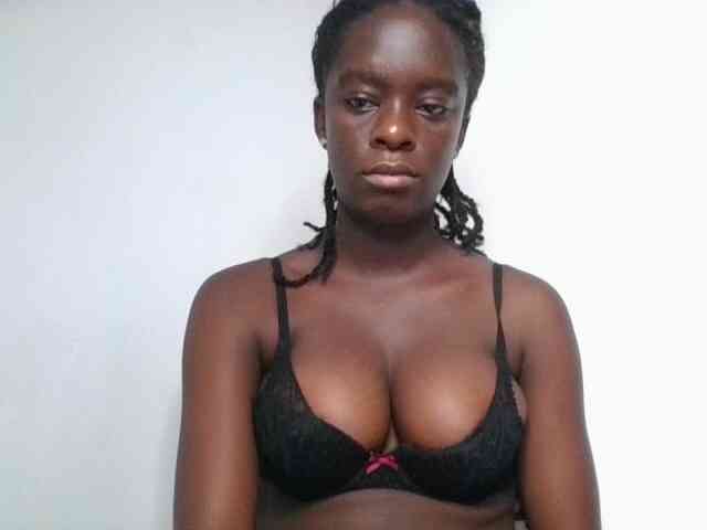 Chocolateaa webcam