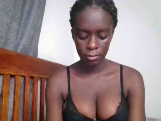Chocolateaa webcam
