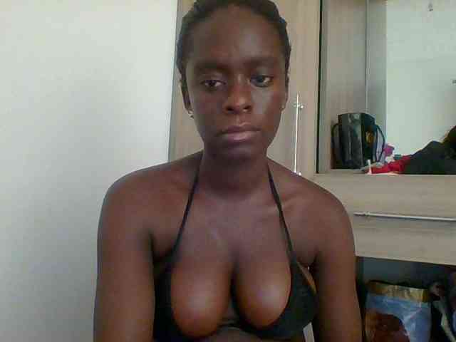 Chocolateaa webcam