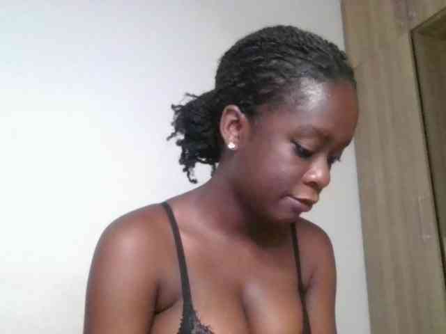 Chocolateaa webcam