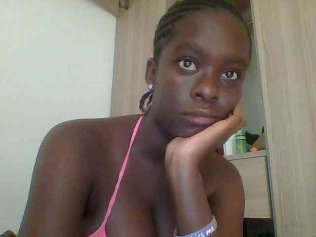 Chocolateaa webcam