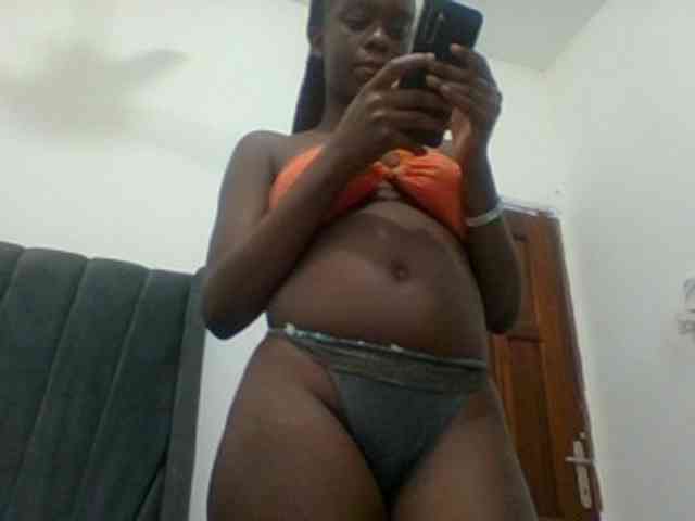 Chocolateaa webcam