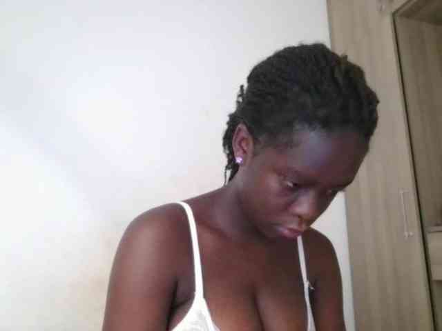 Chocolateaa webcam