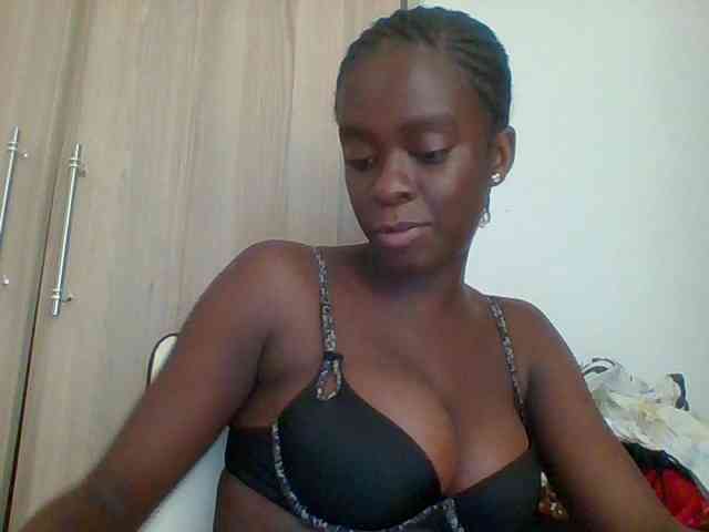 Chocolateaa webcam