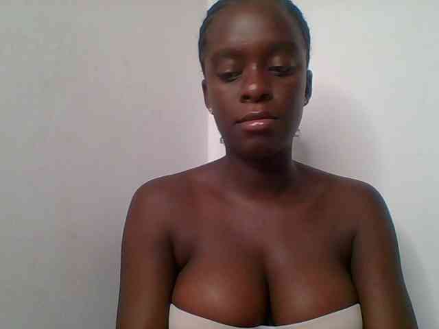 Chocolateaa webcam