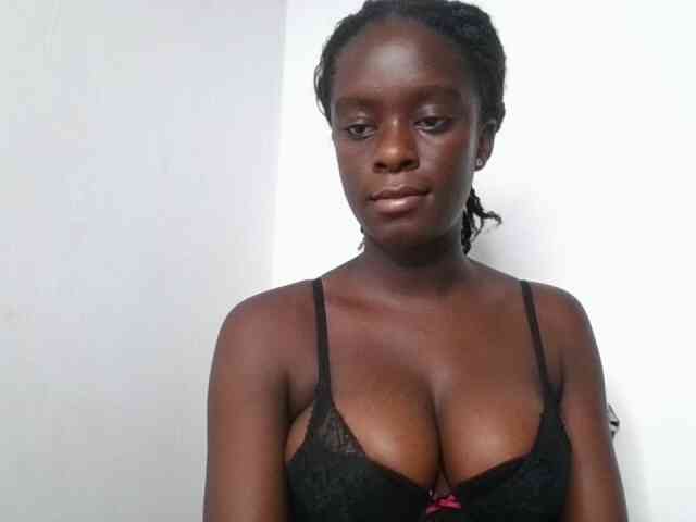 Chocolateaa webcam