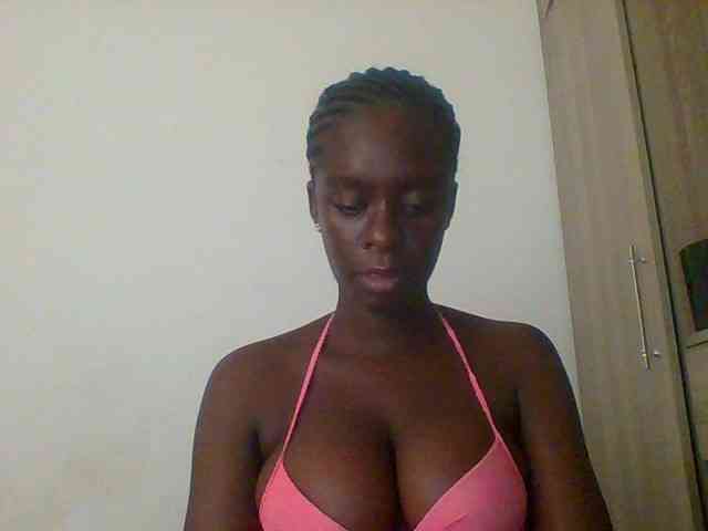 Chocolateaa webcam