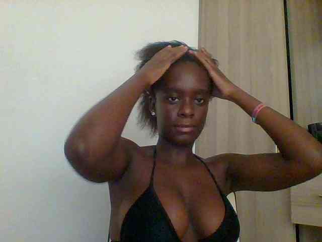 Chocolateaa webcam