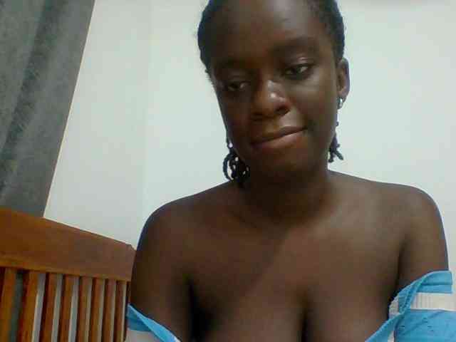 Chocolateaa webcam