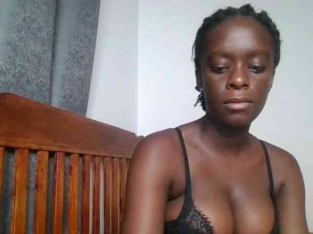 Chocolateaa webcam