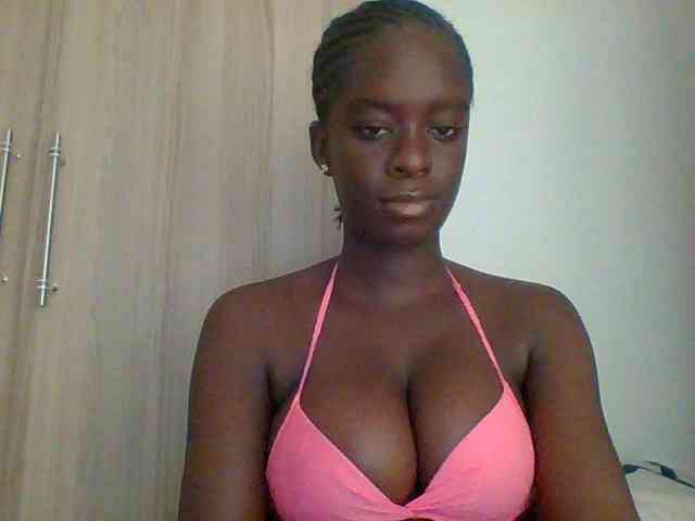 Chocolateaa webcam