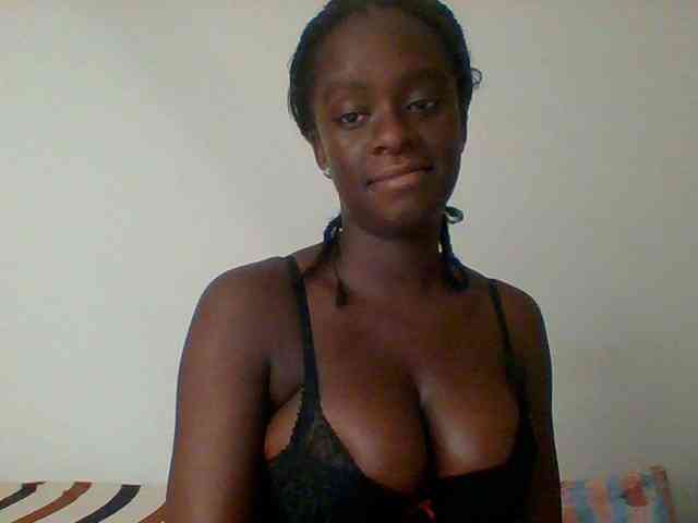Chocolateaa webcam