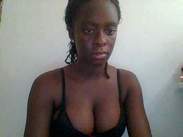 Chocolateaa webcam