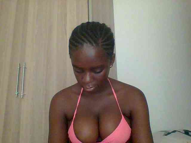 Chocolateaa webcam