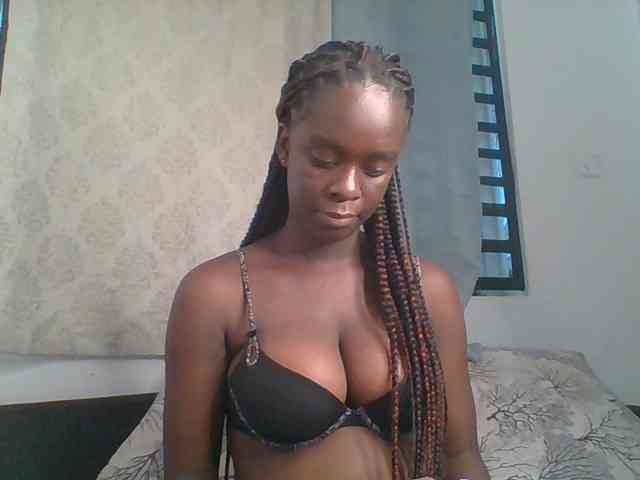 Chocolateaa Live Webcam on BongaCams