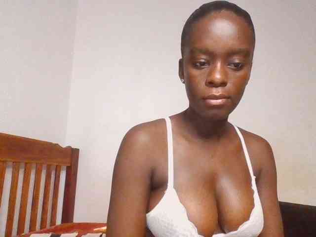 Chocolateaa webcam