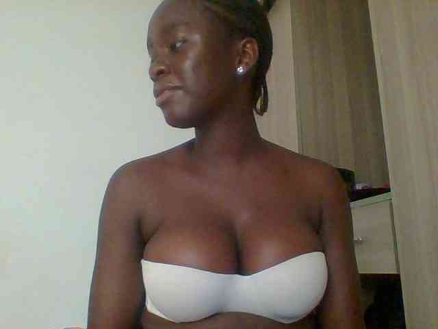Chocolateaa webcam