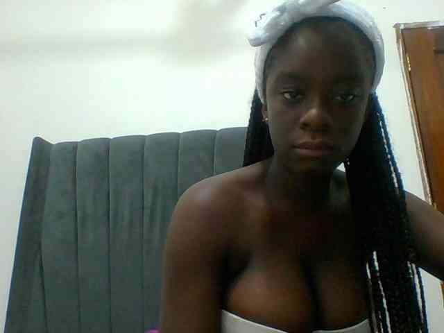 Chocolateaa webcam